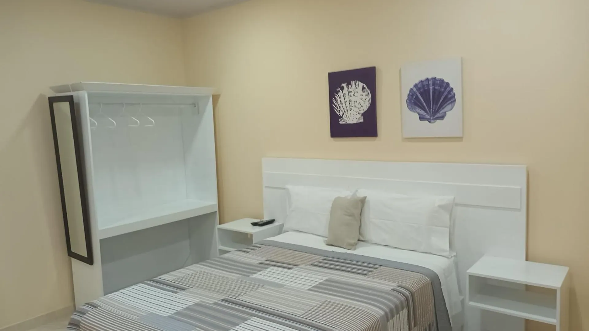 公寓式酒店 Apartahotel Macadana 纳瓜